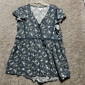 True Craft Woman’s Floral Blue Rayon Shirt Sleeve Blouse Top Size XL